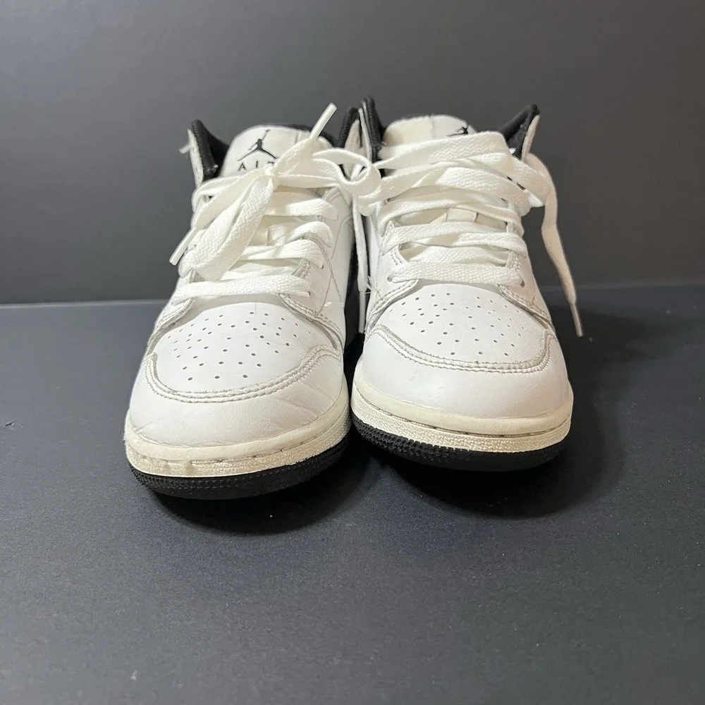 Nike Air Jordan 1 Mid GS White/Black Leather Mid Top Sneaker US 5Y DQ8423-132